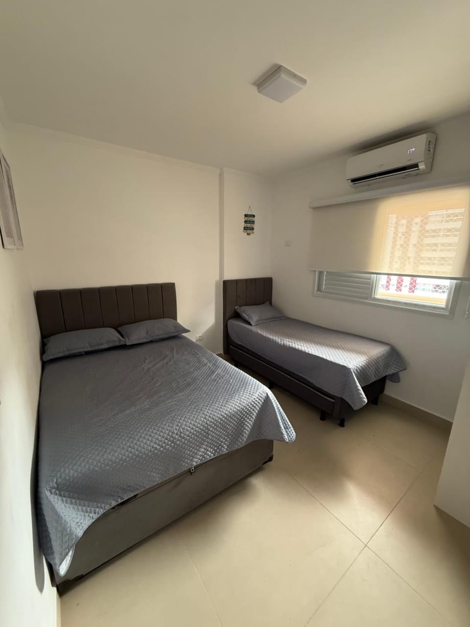 Apto no canto do forte 3 min da praia Apartment in State of São Paulo