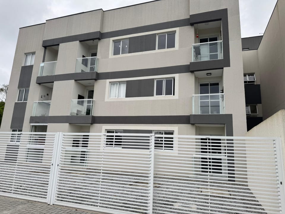 Property building, Balcony/Terrace, Parking