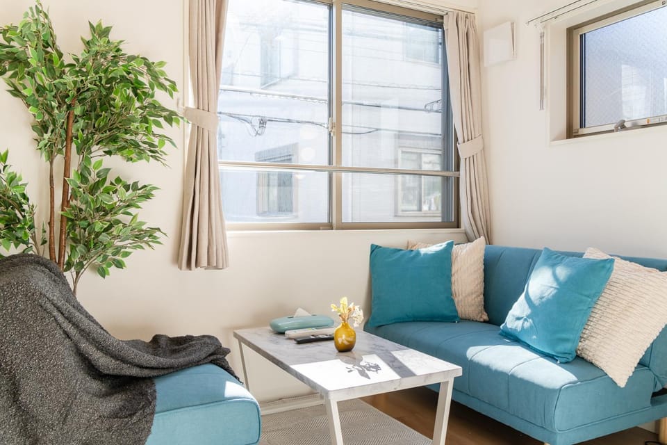 Living room, air conditioner, air conditioner