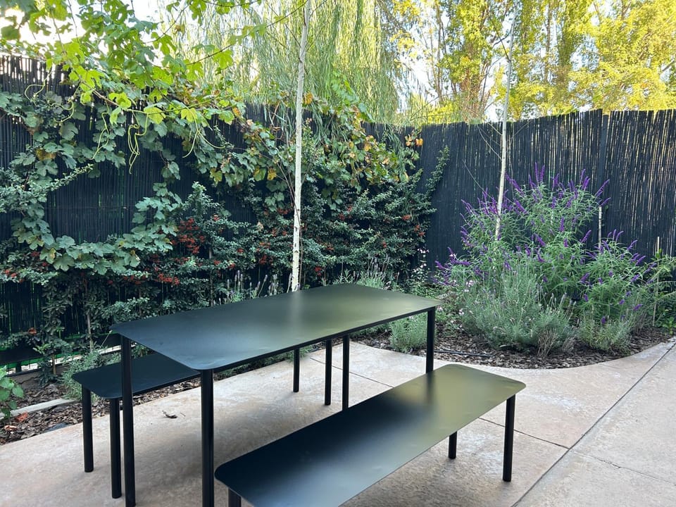 Spring, Day, Garden, Dining area, Garden view