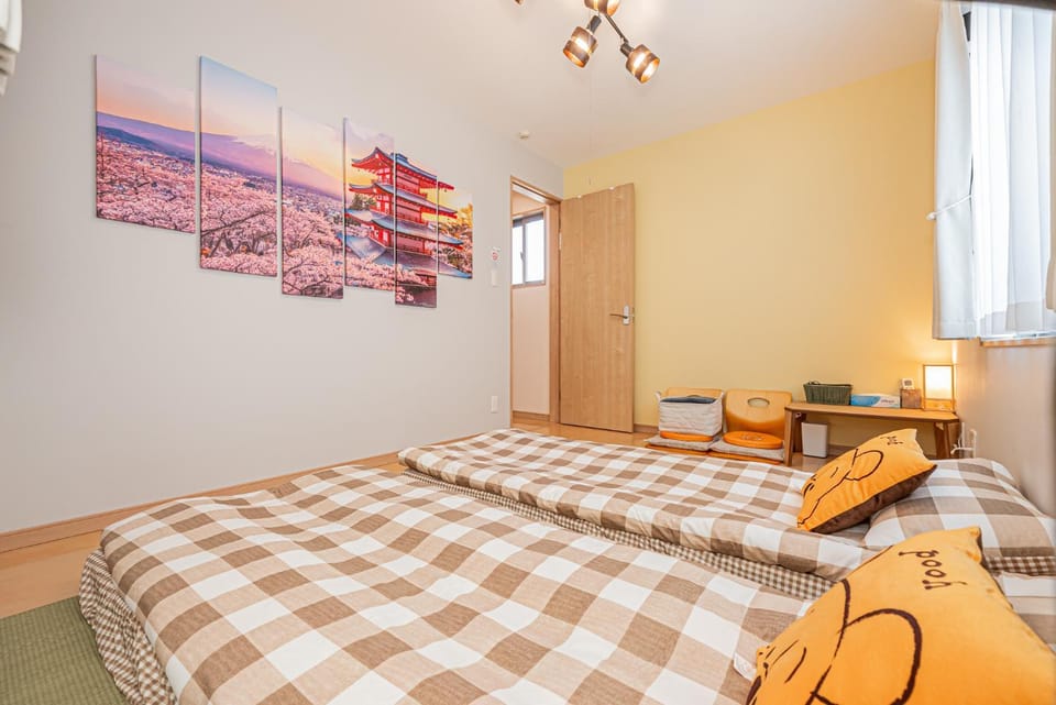 Independent Home - One Minute Walk to Rail Hub - Direct Link to Asakusa Ueno Ginza Tokyo Sky Tower - 102 Square Meters with Four Rooms One Living Area Two Restrooms Two Baths - Easy Link to Both Major Airports Villa in Japan