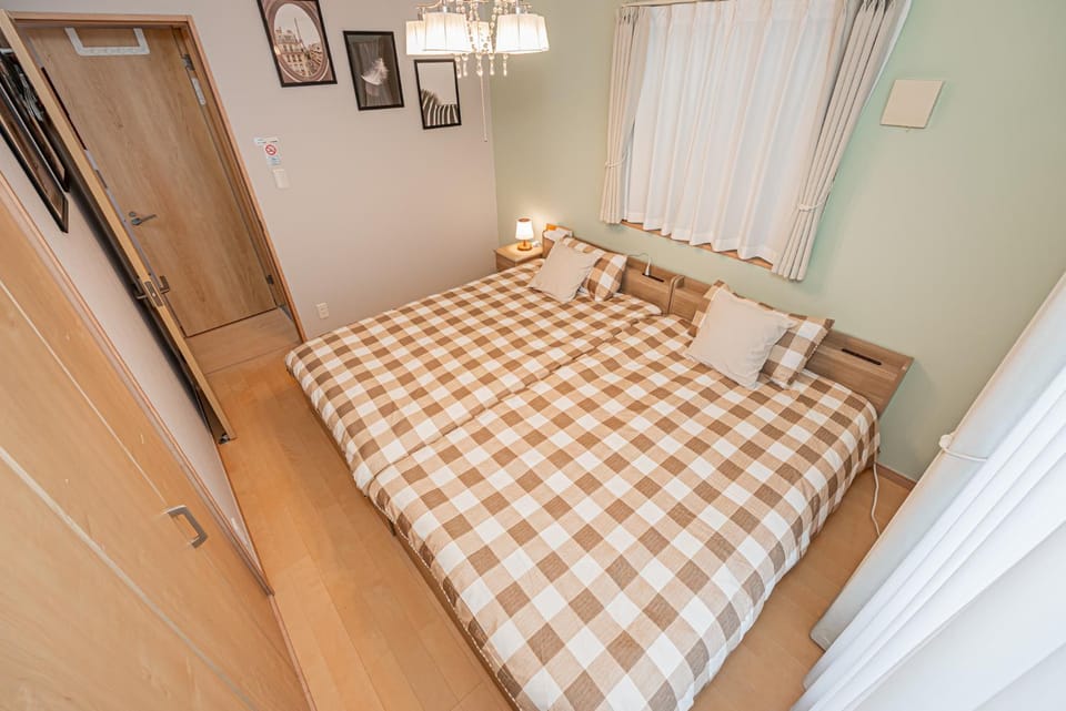 Independent Home - One Minute Walk to Rail Hub - Direct Link to Asakusa Ueno Ginza Tokyo Sky Tower - 102 Square Meters with Four Rooms One Living Area Two Restrooms Two Baths - Easy Link to Both Major Airports Villa in Japan