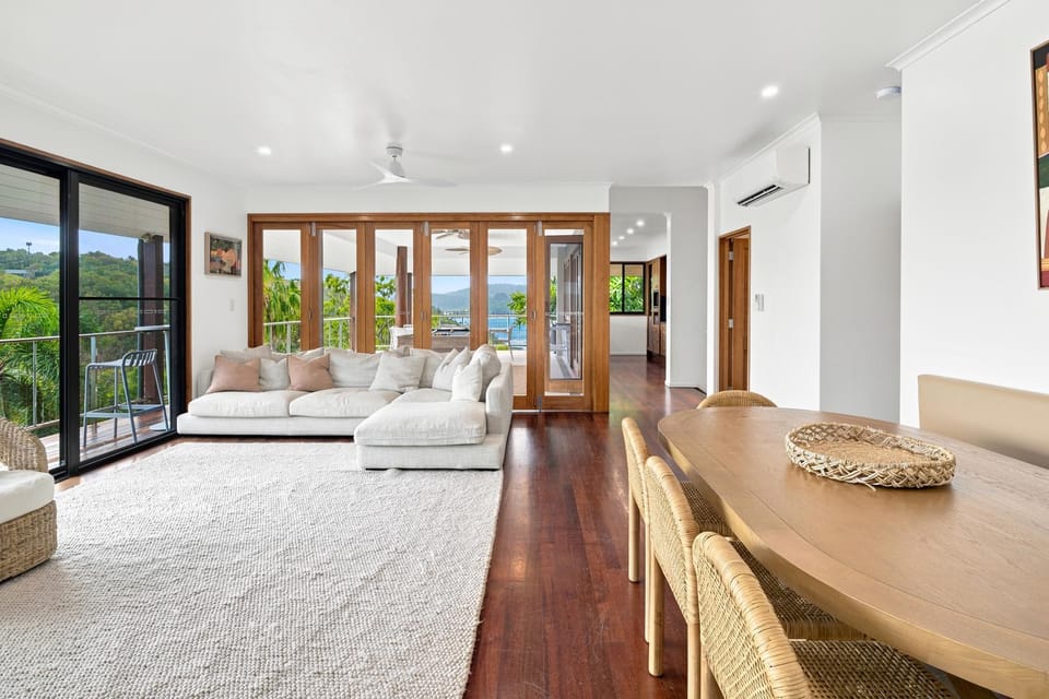 The Boathouse 4 Bedroom Luxury Private House House in Whitsundays