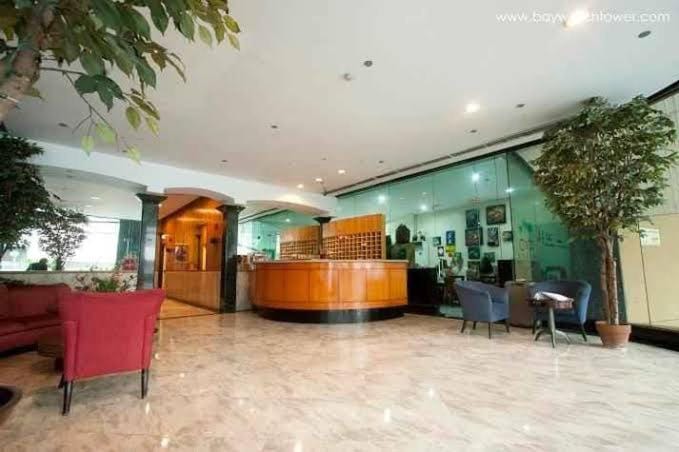 Sea View Condo Apartment in Manila City