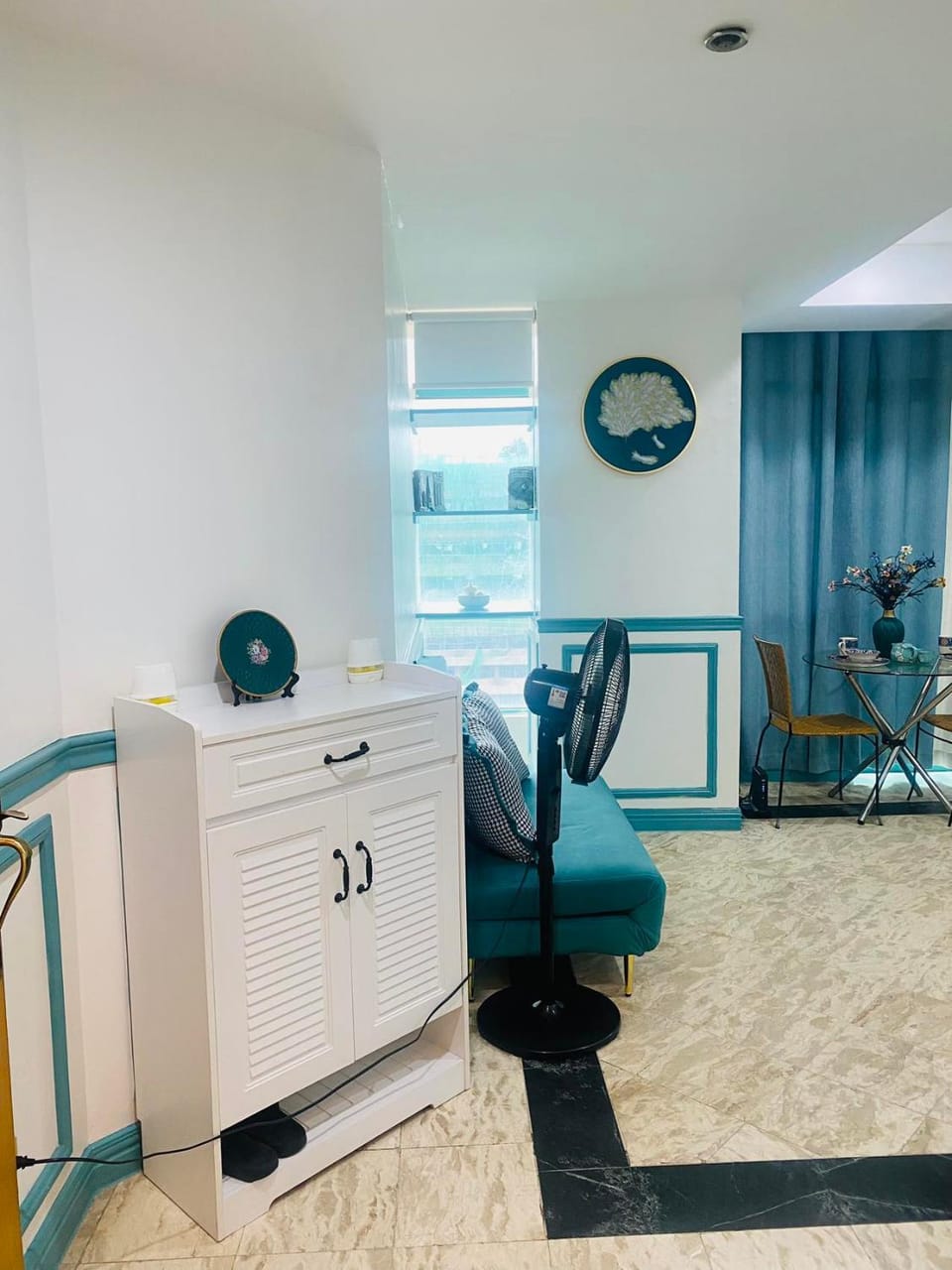 Sea View Condo Apartment in Manila City