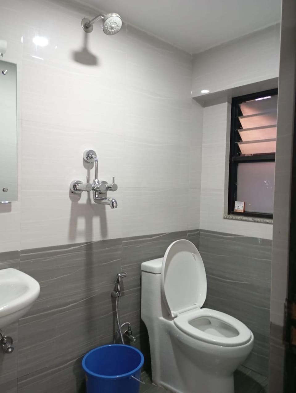 Toilet, Bathroom