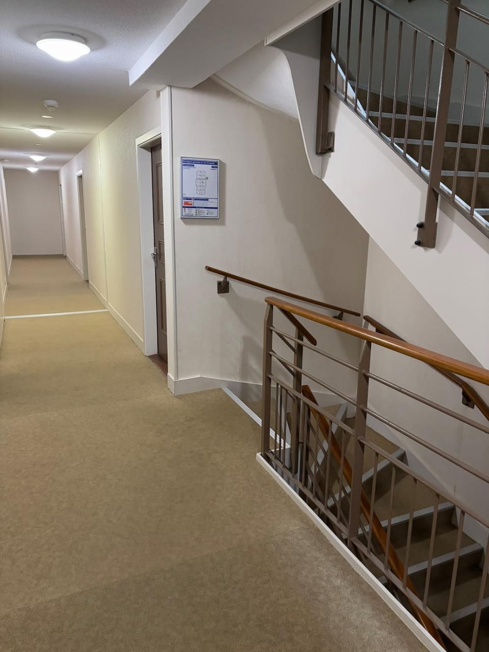 Arreau C - Logement avec Parking et piscine en été Apartment in Arreau