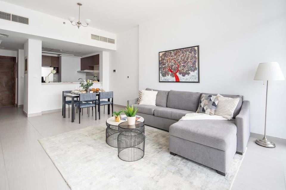 Frank Porter - Park Gate Apartment in Dubai