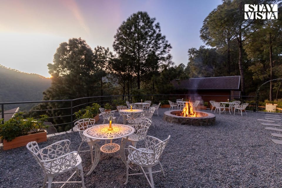 Natural landscape, Seating area, Dining area, Mountain view