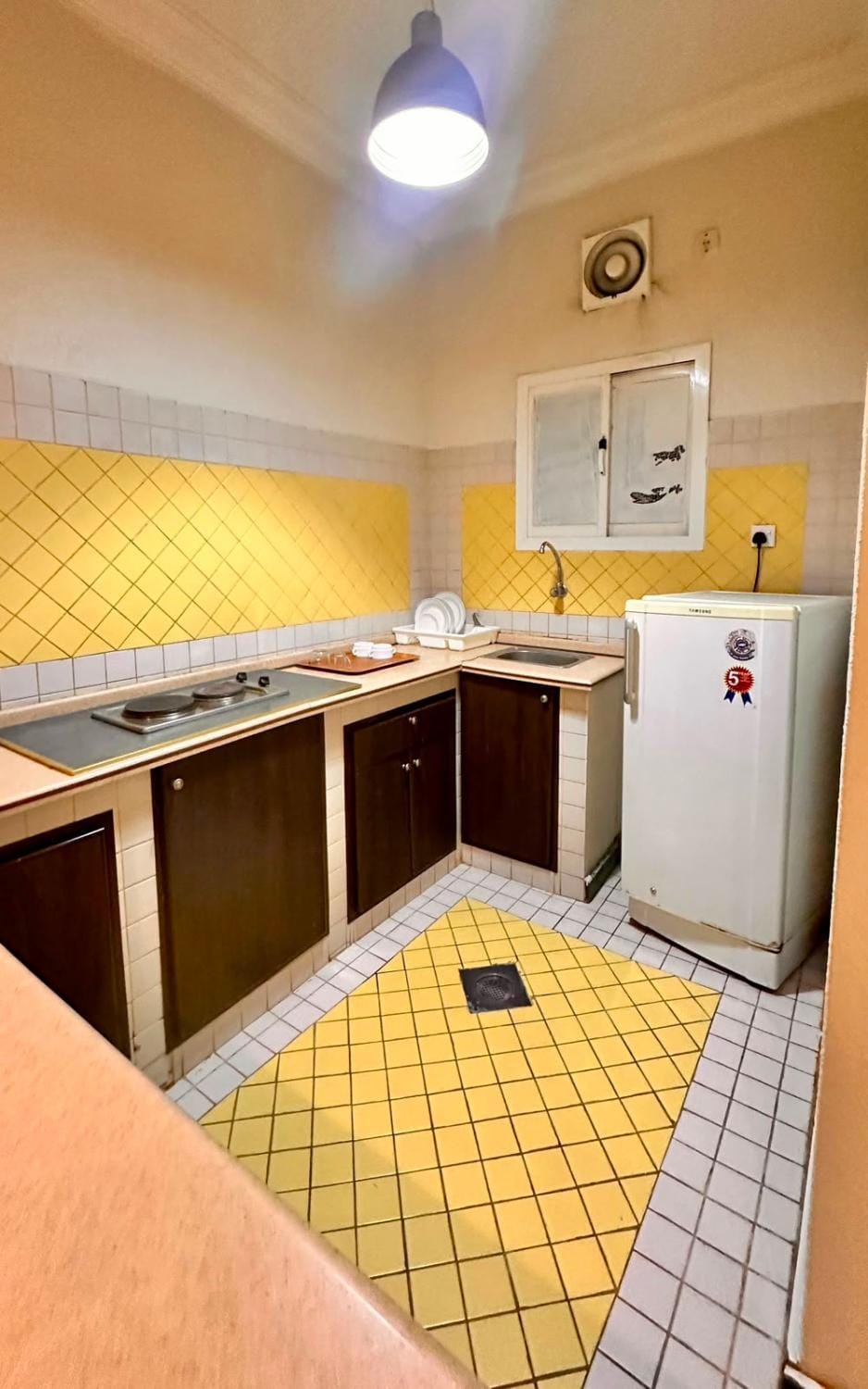 Kitchen or kitchenette, kitchen