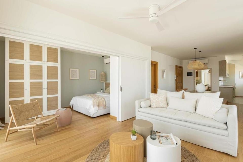 Lavish Unique Penthouse next to the seafront Apartment in Thessaloniki