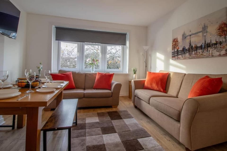 Kerr Apartment-Spacious 4-Bed Flat in Hamilton, Close to Glasgow Apartment in Hamilton