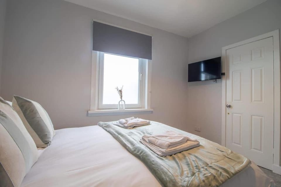 Kerr Apartment-Spacious 4-Bed Flat in Hamilton, Close to Glasgow Apartment in Hamilton