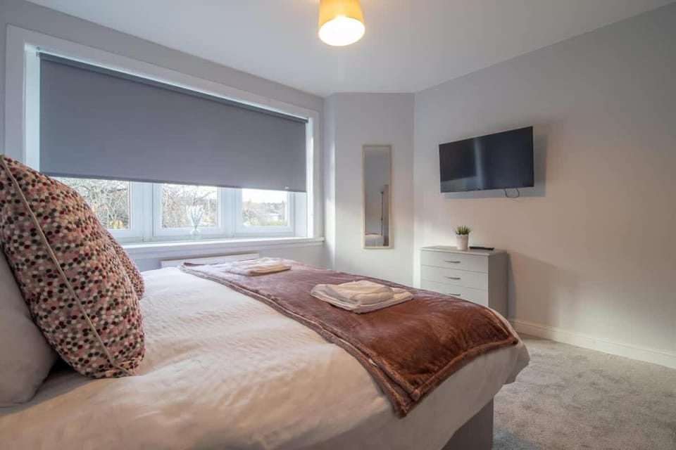 Kerr Apartment-Spacious 4-Bed Flat in Hamilton, Close to Glasgow Apartment in Hamilton