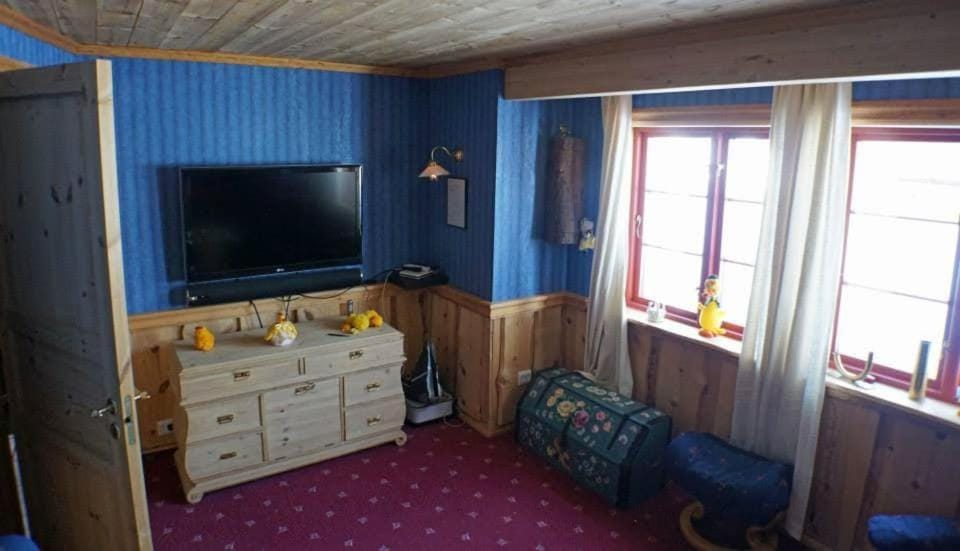 Cozy cabin centrally located in Hovden Cabin in Vestland