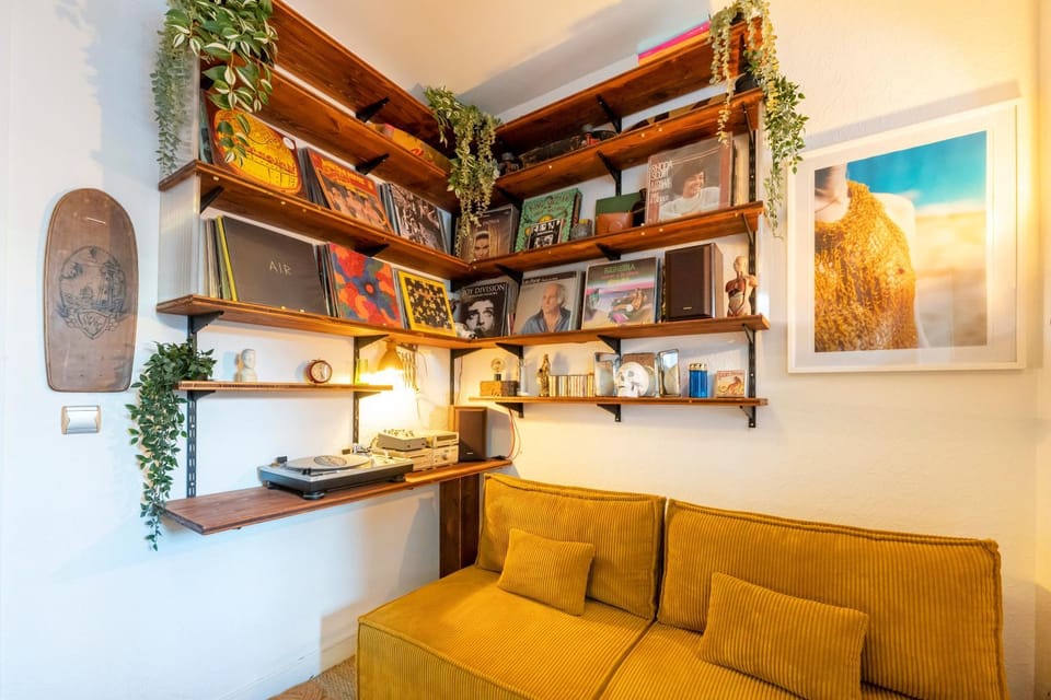 Property building, Living room