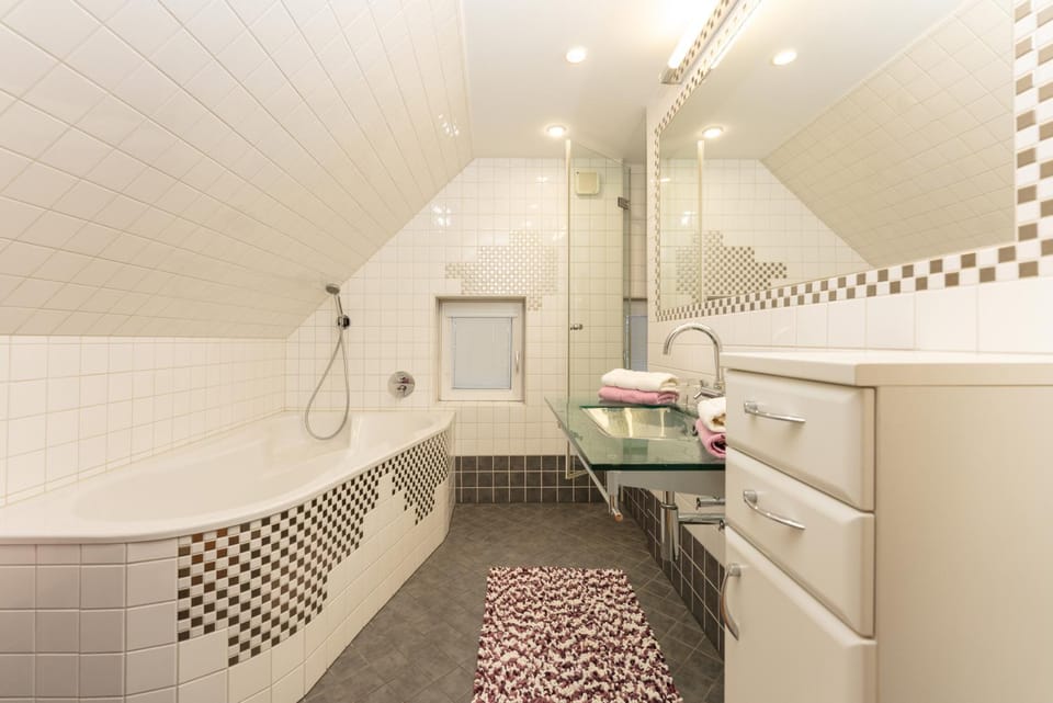 Shower, Bathroom, Bath