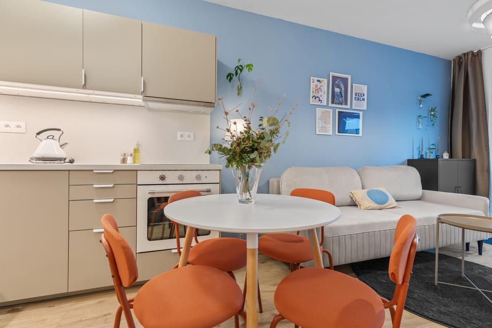 Kitchen or kitchenette, Living room, Dining area, stove