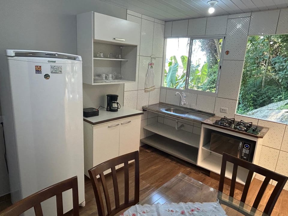 01 - Apartamento próximo ao Floripa Shopping SC 401 Apartment in Florianopolis