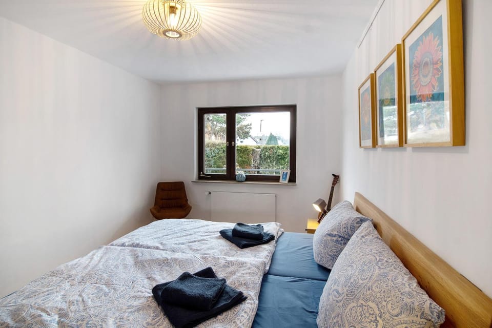 Living room, Bedroom