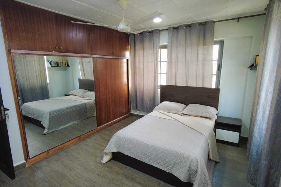 Bed, Photo of the whole room, Bedroom, wardrobe