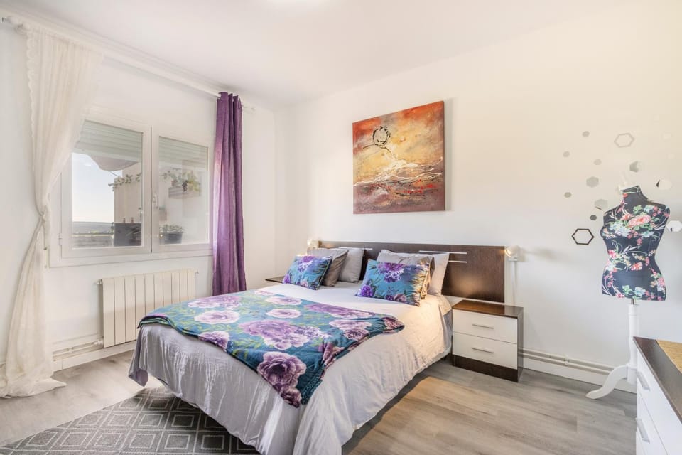 Living room, Bedroom