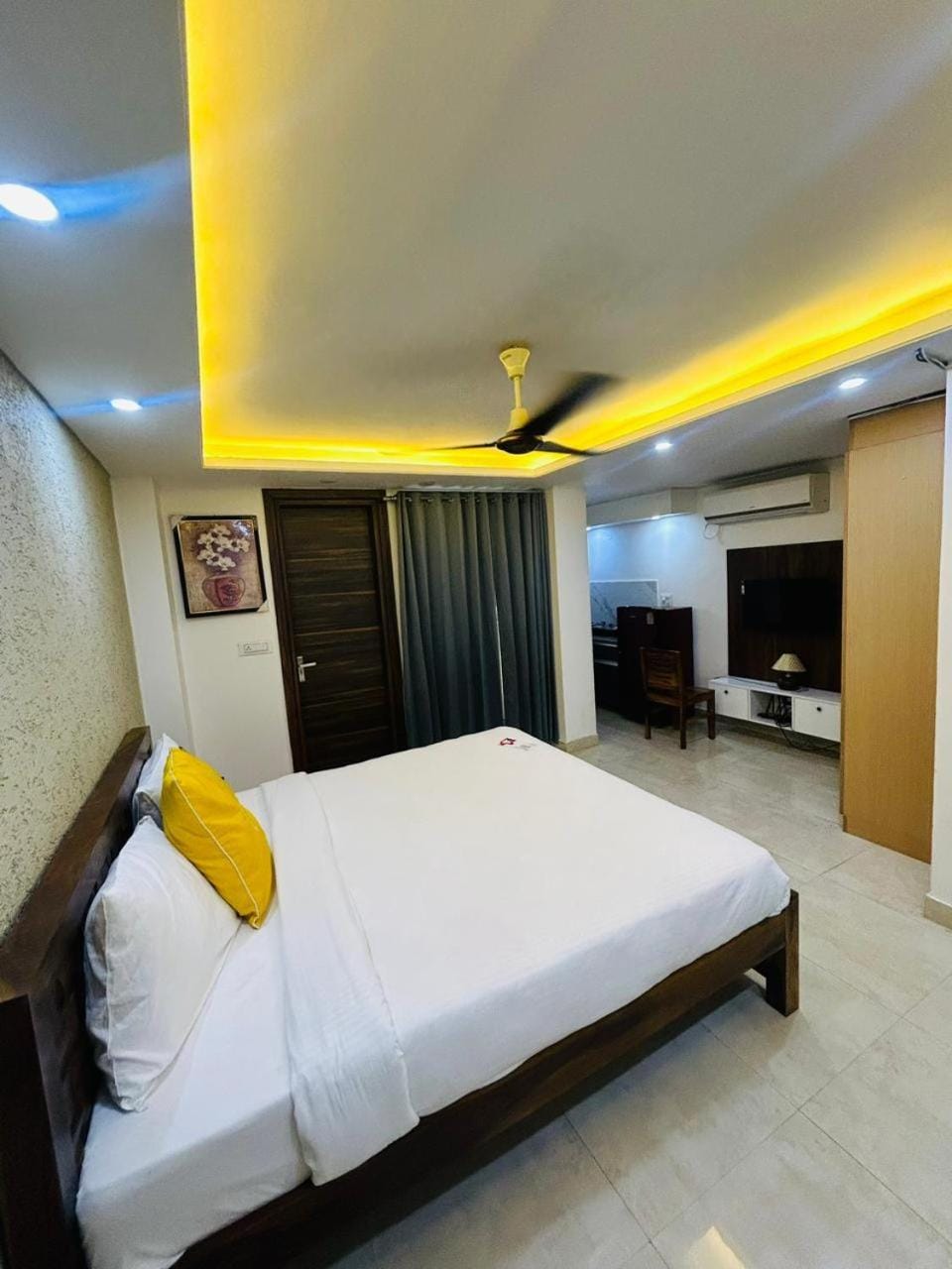 Bed, Bedroom