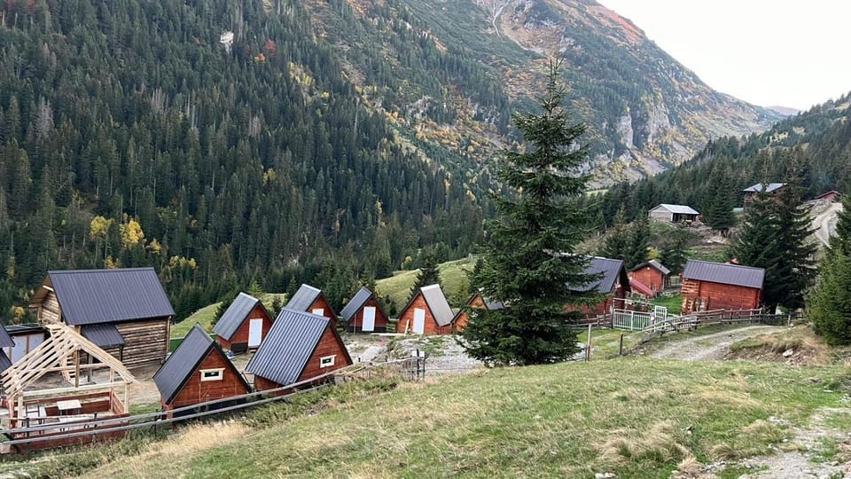Property building, Garden, Mountain view
