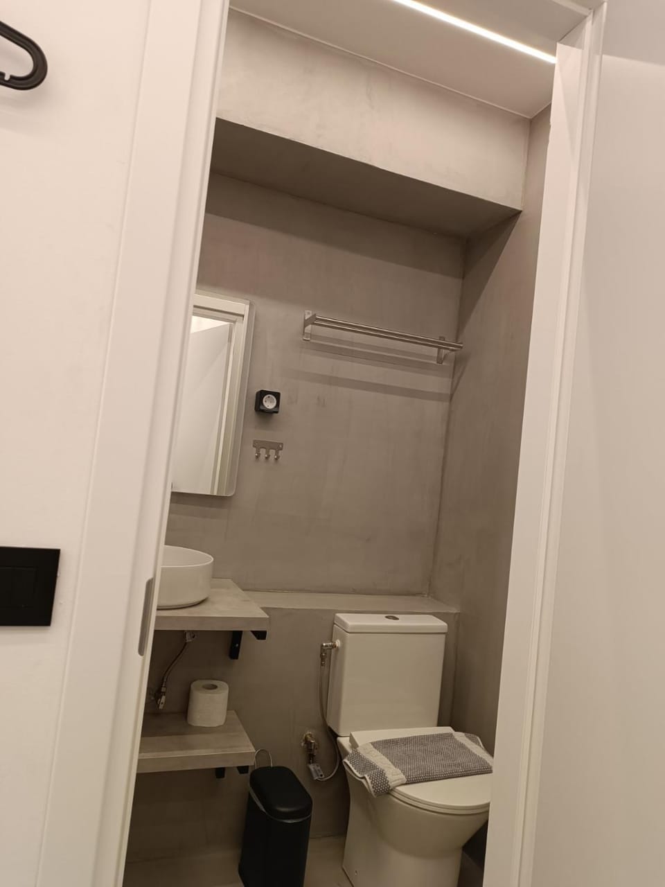 Toilet, Bathroom