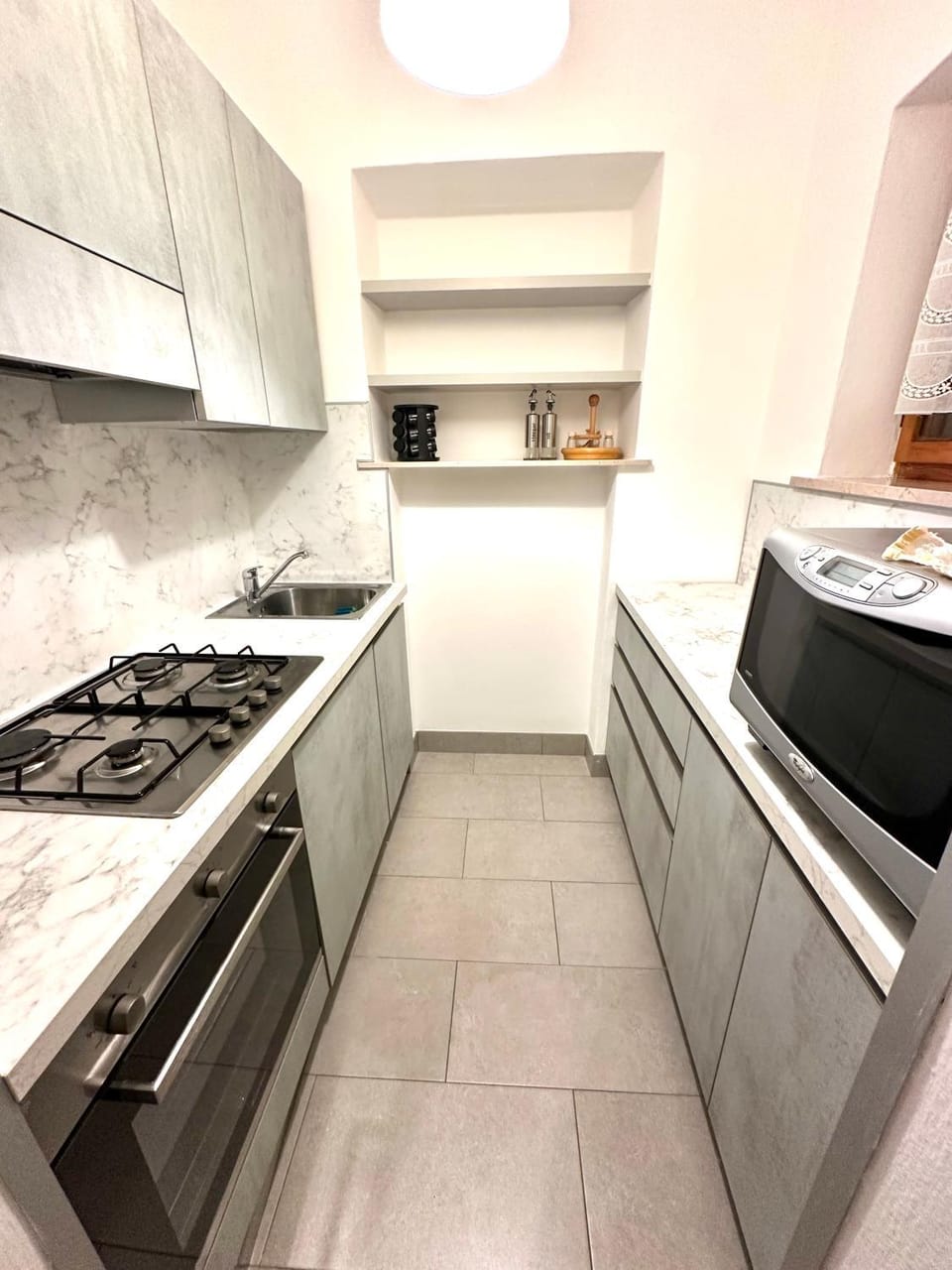 Kitchen or kitchenette