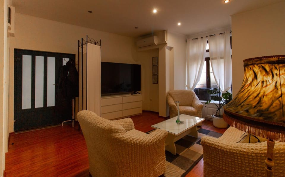 Apartments Coli Apatrman Viola Apartment in Primorje-Gorski Kotar County