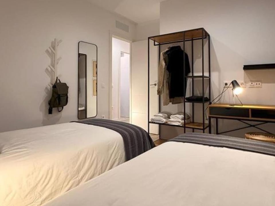Bed, Seating area, Bedroom