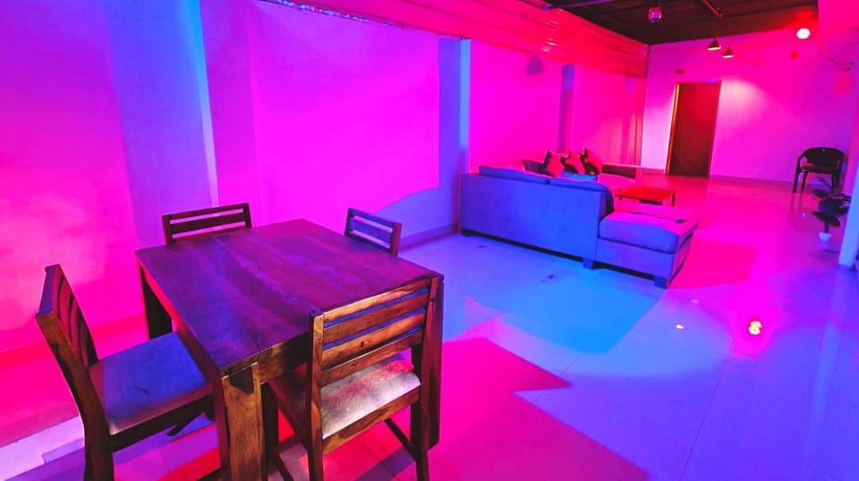 Living room, Seating area, Dining area