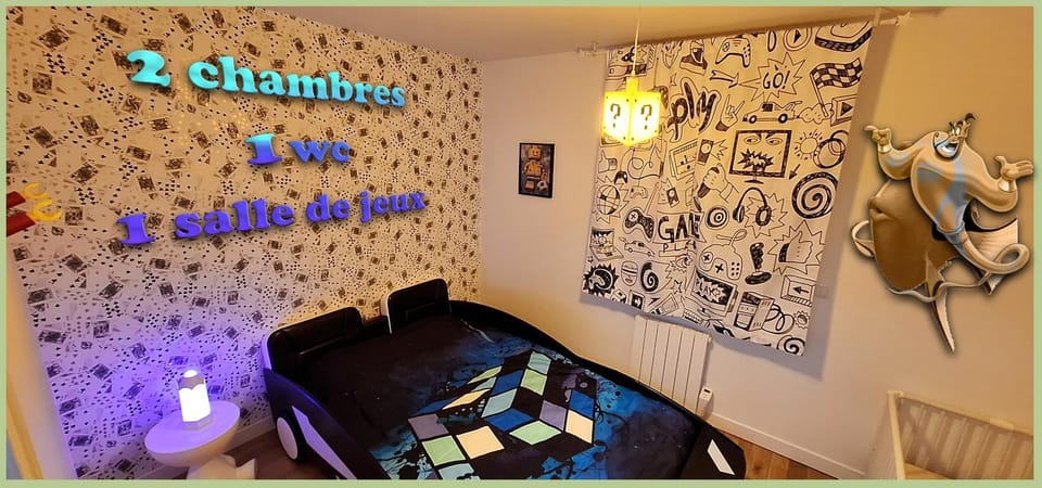 Photo of the whole room
