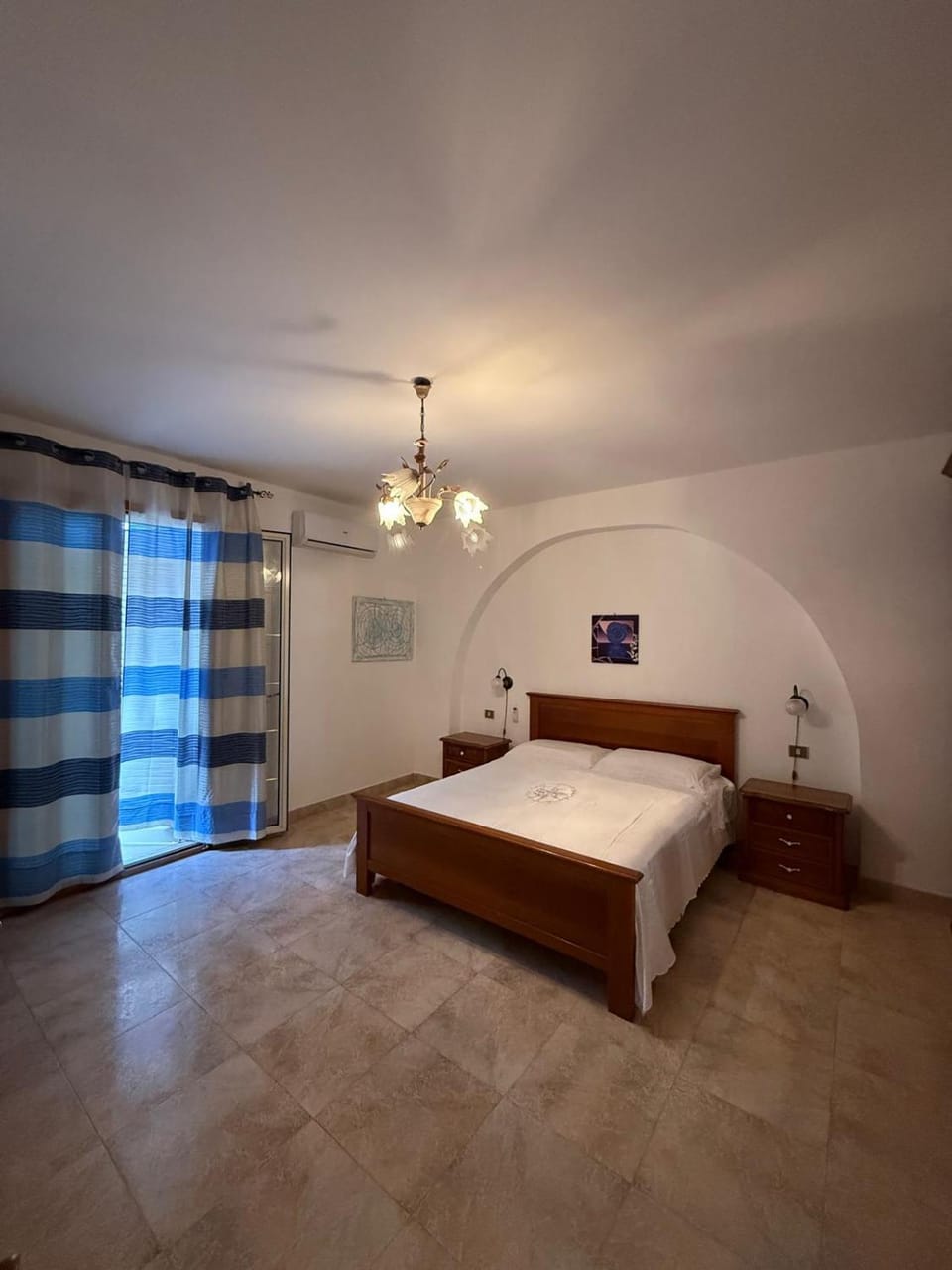ANNA in PAESE Apartment in Sicily