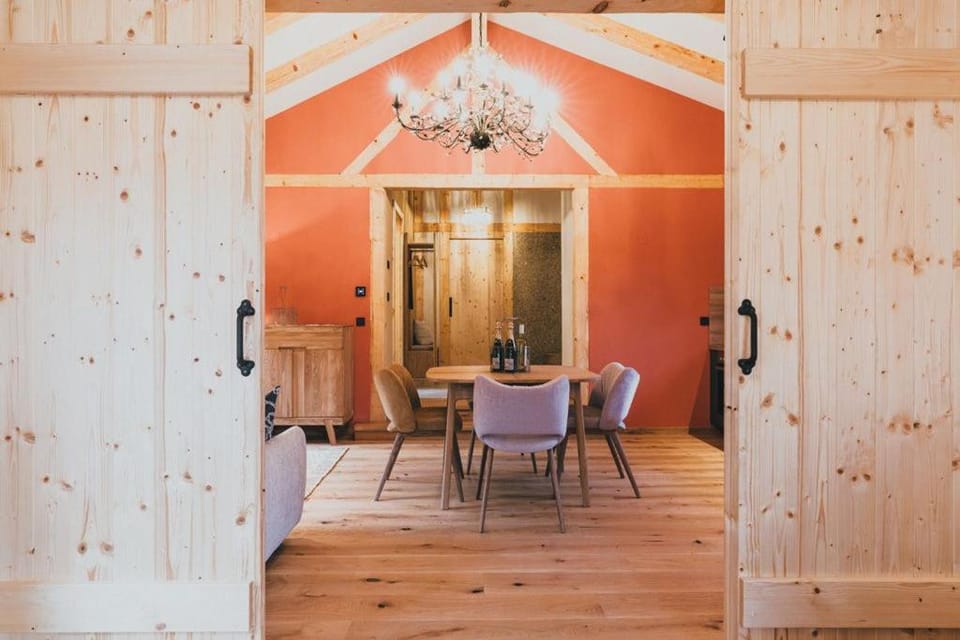 Balcony/Terrace, Living room, Seating area, Dining area