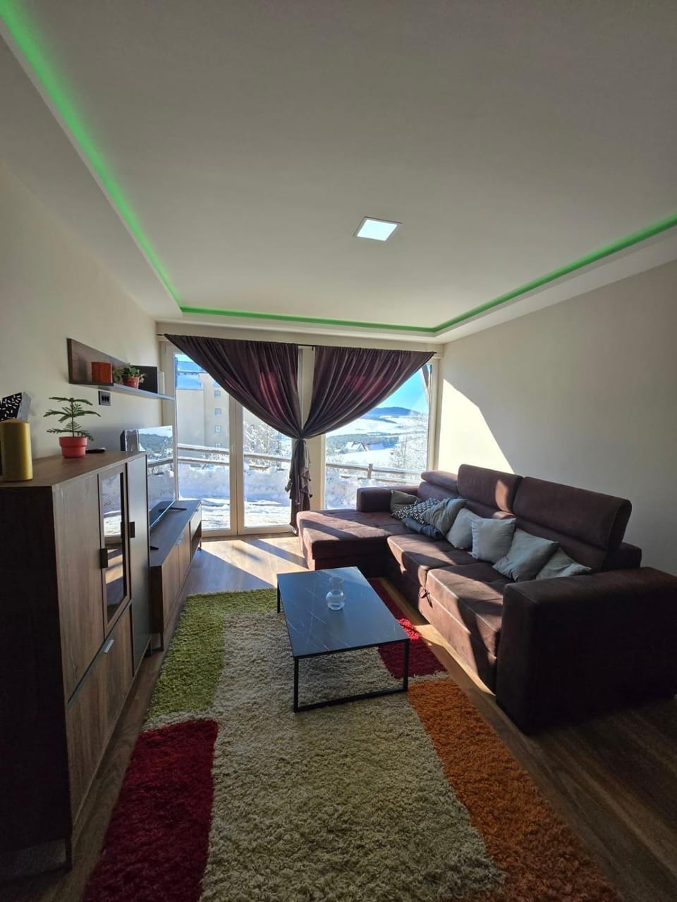 Lux pine house Apartment Apartment in Zlatibor