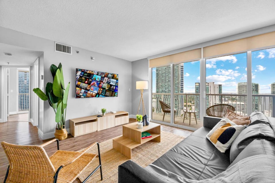 TV and multimedia, View (from property/room), Living room, Seating area