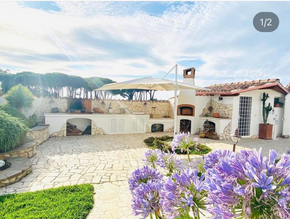 La Casa Rotta Bed and Breakfast in San Felice Circeo