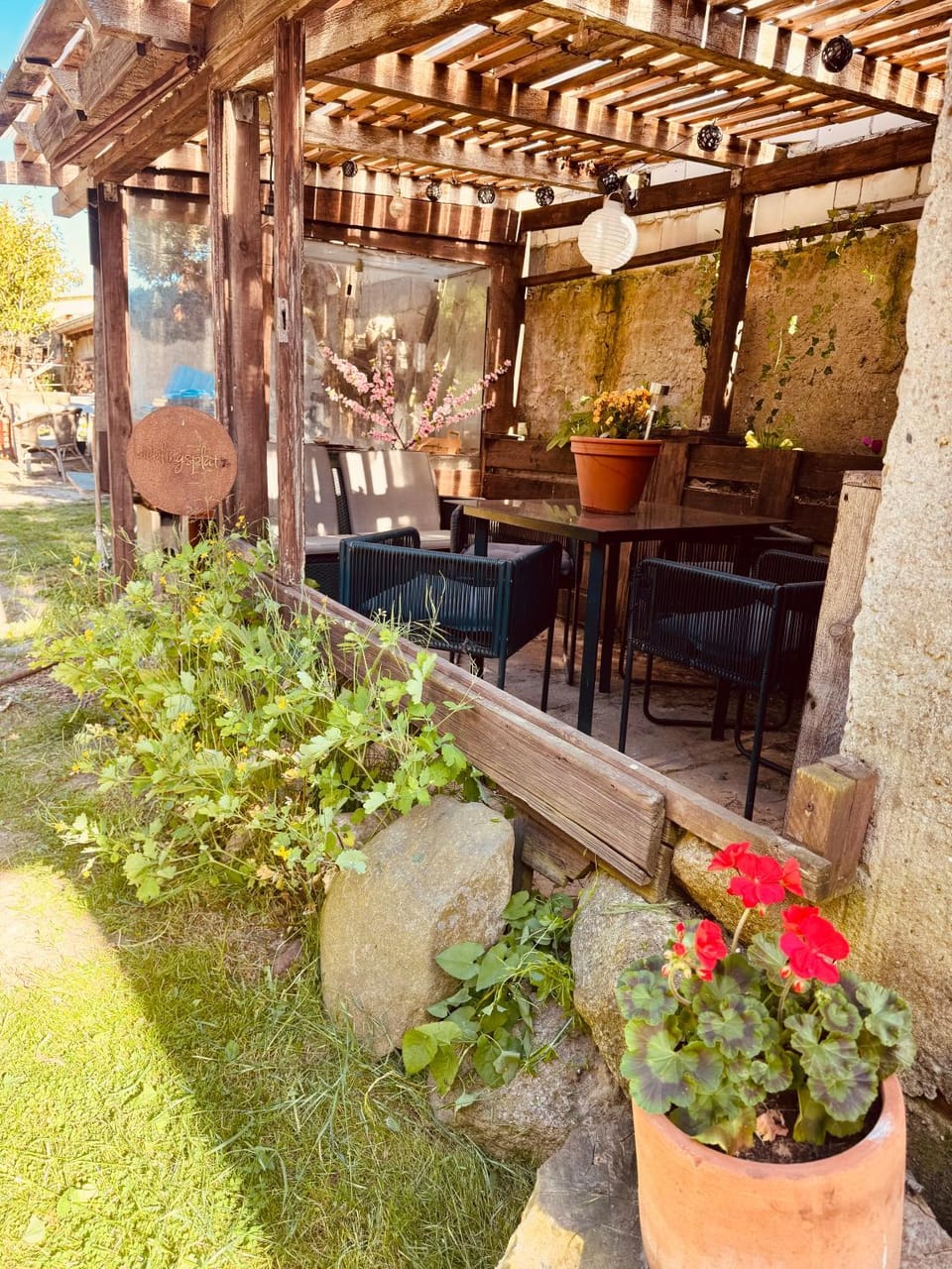 Patio, Garden, Dining area