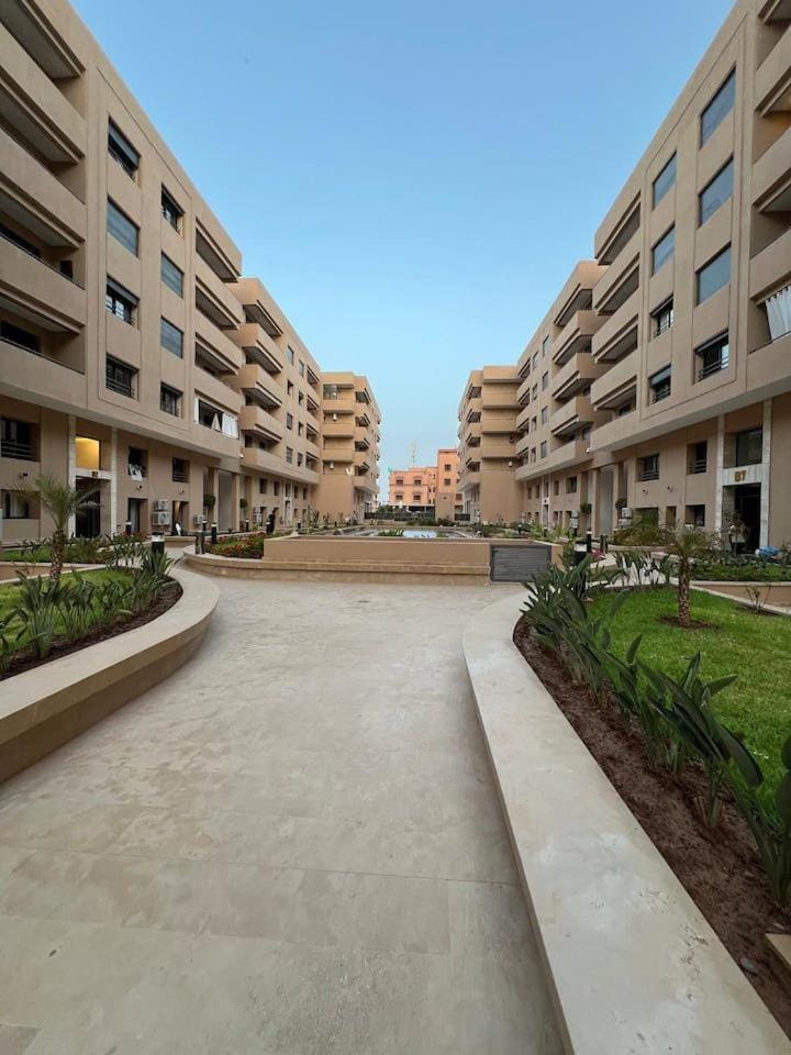 Luxury Family Duplex in the Best Area of Marrakech with Pool and Garden Apartment in Marrakesh