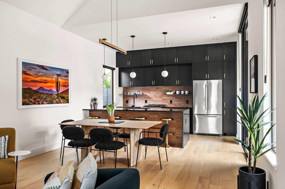 South 1st St Hideaway - 2BR - Patio - DT ATX House in Zilker