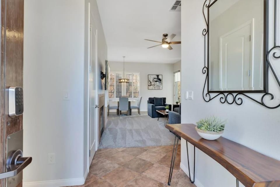Newly Remodeled Desert Getaway #A House in Indian Wells