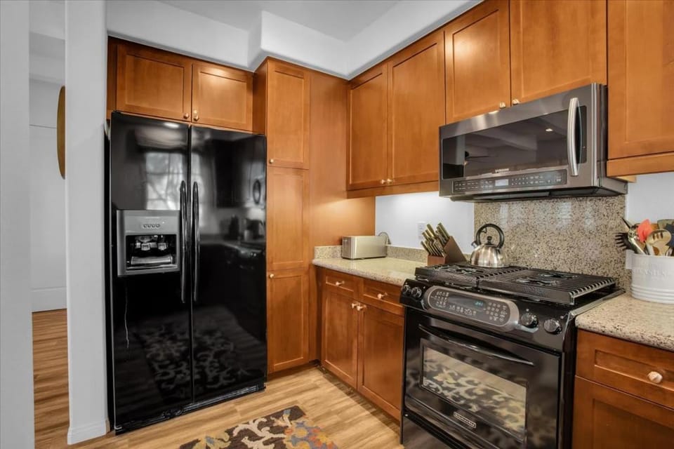 Lux Ground Floor Villa in heart of La Quinta #A Apartment in Indian Wells