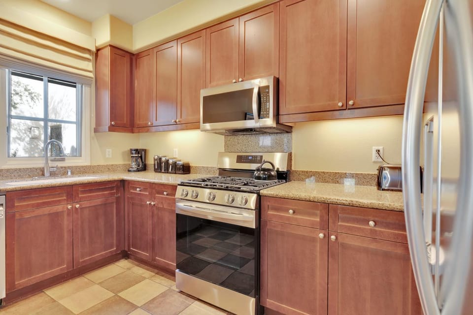 Desert Oasis Villa #A Steps from Pool Apartment in Indian Wells