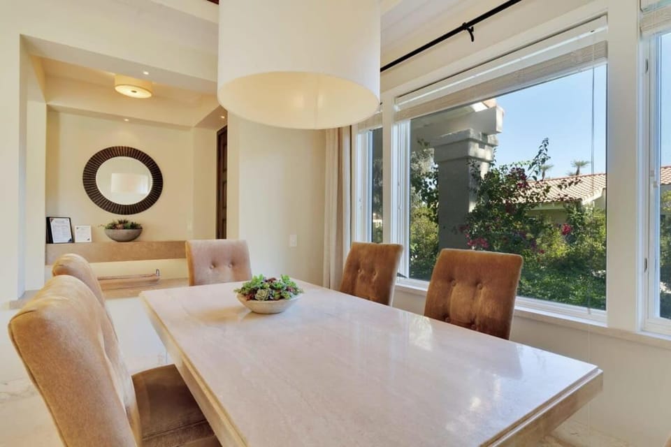 Stunning Villa with Custom Upgrades near LQ Resort House in Indian Wells