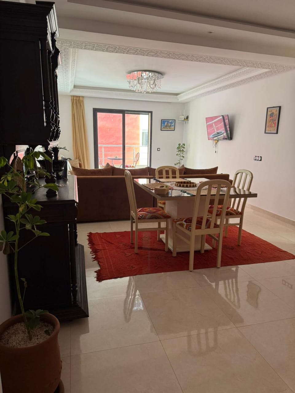 Communal lounge/ TV room