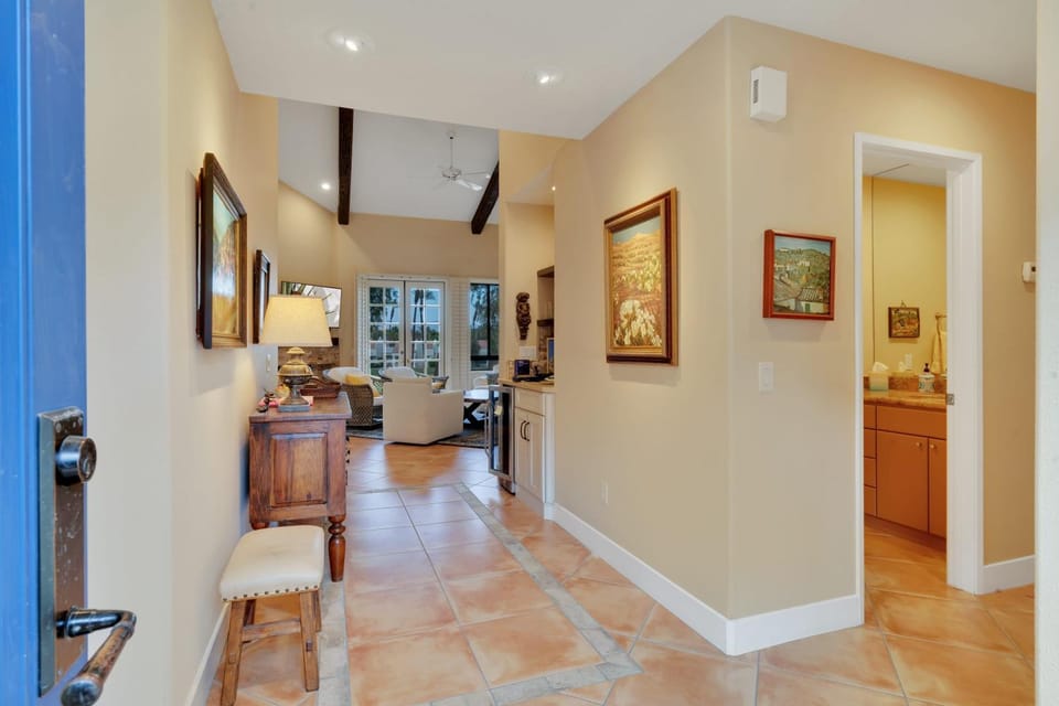 Mountain Golf Course Retreat in Santa Rosa Cove House in Indian Wells