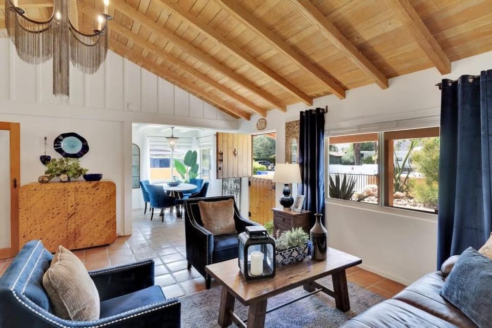 Spanish Home in Desirable Movie Colony East House in Palm Springs