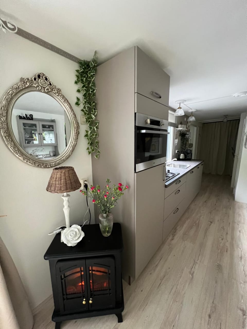 Kitchen or kitchenette, oven, stove